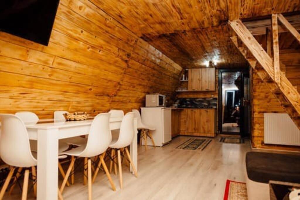 Cabanaaframe Intreaga Proprietate 쿠티에데아게스 외부 사진